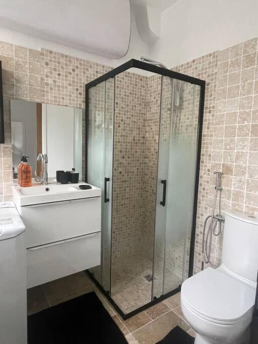 Cosy Apartment In Paris Saint-Ouen  Dış mekan fotoğraf
